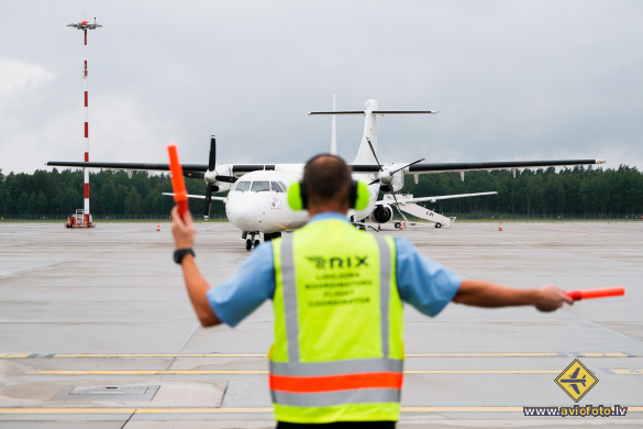 ATR ATR-72-202